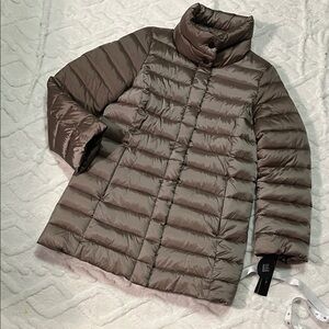 WINTER 🥶 COAT 🧥 Tahari Taupe Puffer Jacket